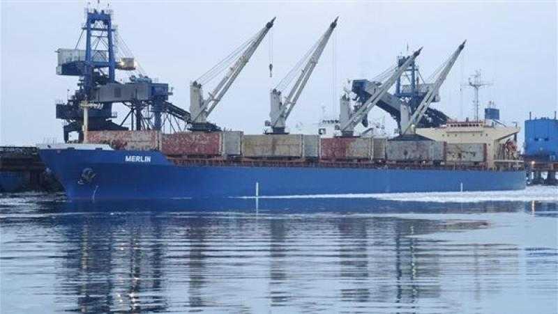 تصدير 44 ألف طن فوسفات عبر ميناء سفاجا إلى أندونيسيا