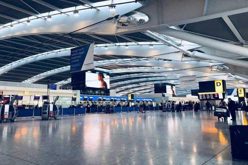 مشكلة تقنية تتسبب في إلغاء رحلات للخطوط الجوية البريطانية بمطار هيثرو