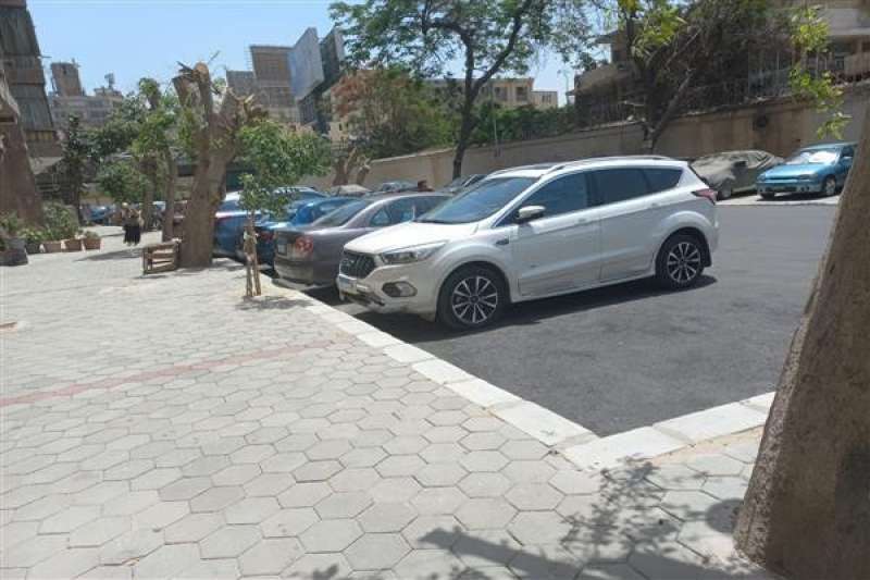 خط أحمر