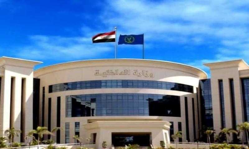 مصدر أمنى ينفي مزاعم الجماعة الإرهابية بتعرض السائحين العرب لإجراءات تعسفية بالمطارات
