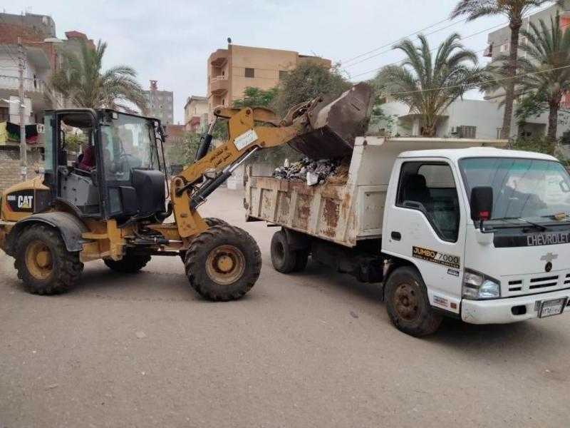 رئيس مركز قلين: متابعة أعمال النظافة والتجميل بالمدينة وقرية ميت الديبة
