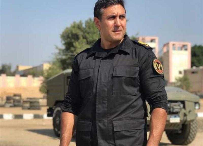 فيديو.. معتز حسين: شرف ليا إني ألبس الزي العسكري في مسلسلي الاختيار 2 والكتيبة 101
