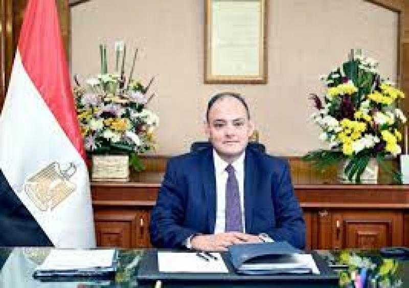 مشروع قانون يسمح بقيد المستثمر الأجنبي لمدة 10 سنوات