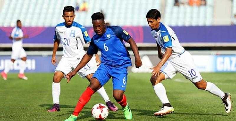 فرنسا تهزم هندوراس وتهدي تونس بطاقة التأهل إلى دور الـ16 في مونديال الشباب