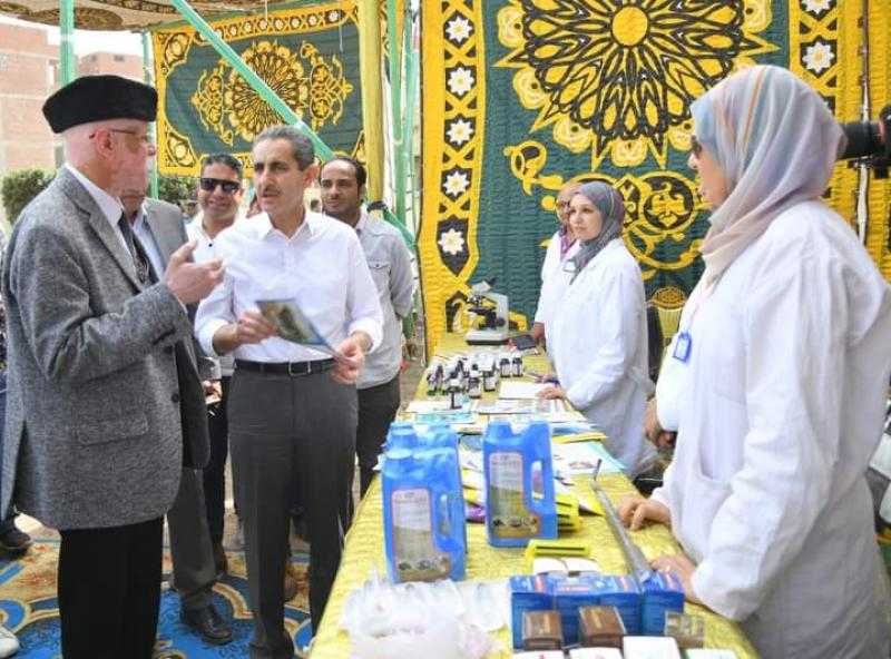 فحص 5109 طيور وحيوانات خلال 4 قوافل بيطرية فى الغربية | صور