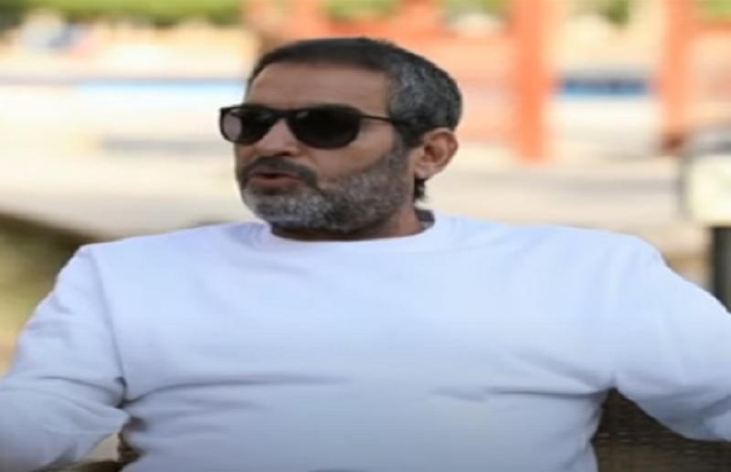 خط أحمر