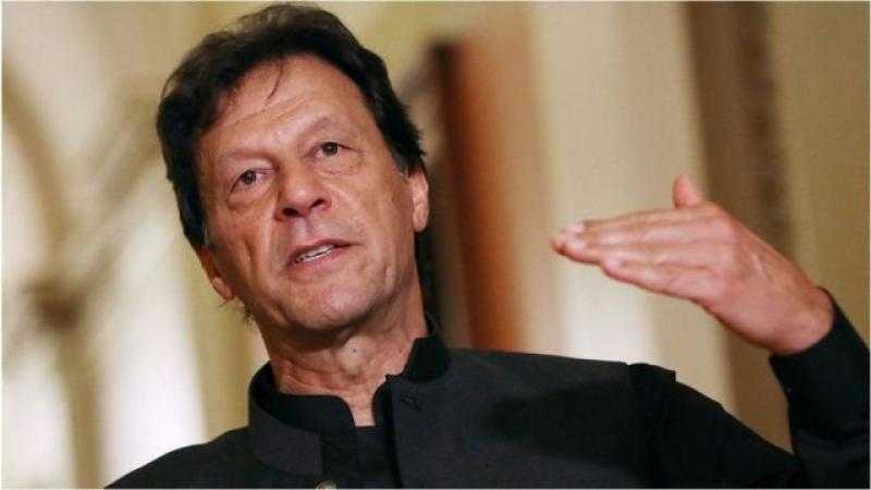 رئيس الوزراء الباكستاني ينتقد عمران خان لشنه حملة خبيثة ضد قائد الجيش