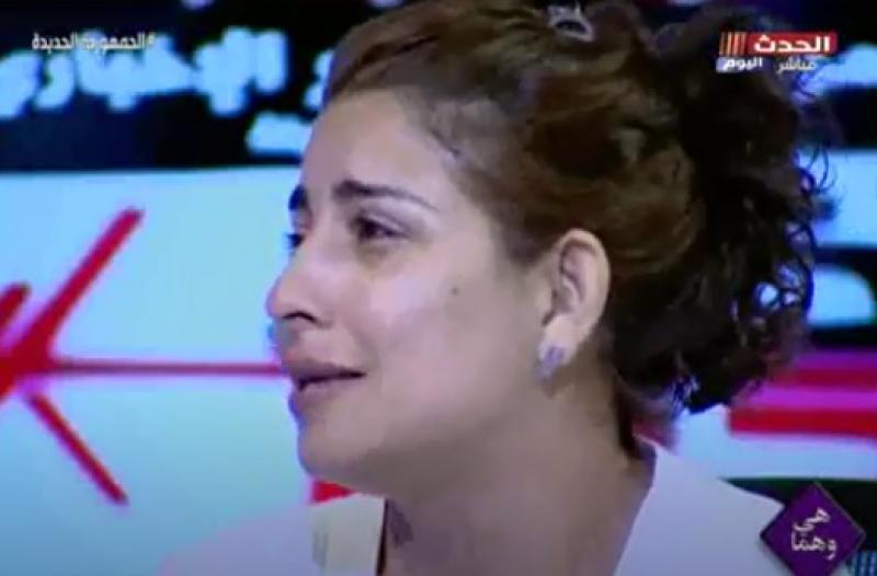 ضحية واقعة التحرش بـ«الدقي» تنهار على الهواء: أنا مرعوبة