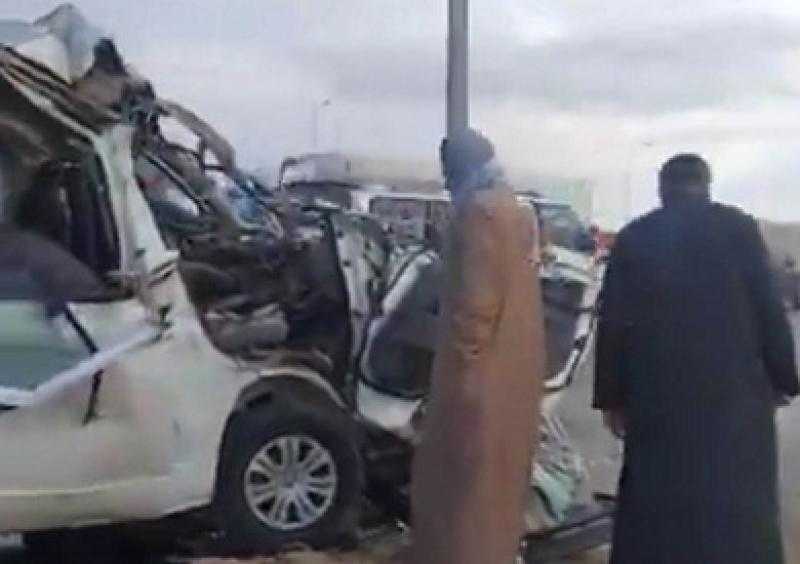 الاستعلام عن الحالة الصحية لـ 10 مصابين في حادث انقلاب ميكروباص بالعياط