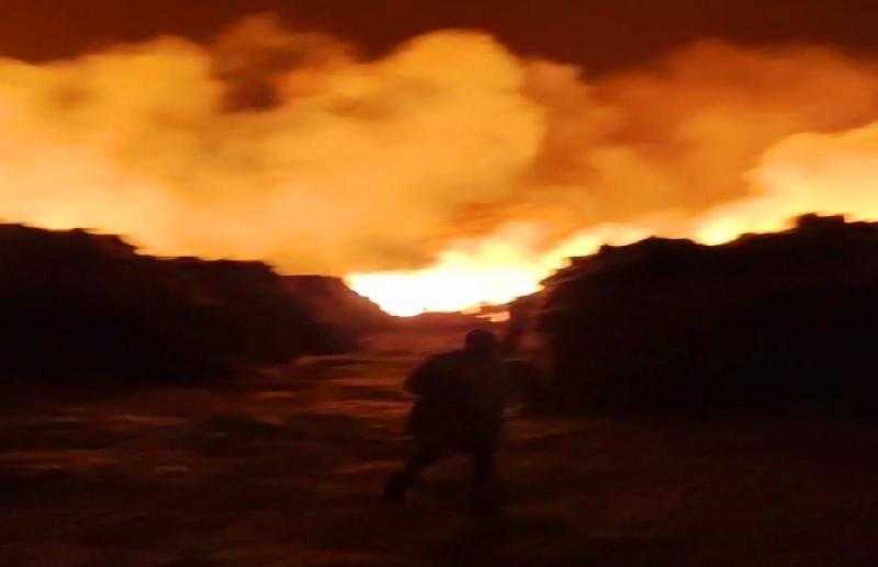 إخماد حريق نشب فى كتان في زفتى بالغربيةl صور
