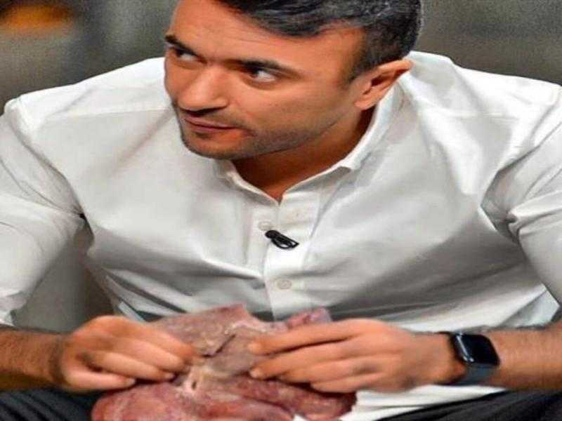 أحمد العوضي يأكل الكبدة نية..وياسمين عبد العزيز تعلق