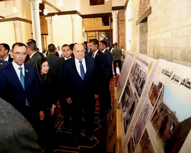 رئيس مجلس الشيوخ ونظيره الكازاخي يتفقدان مسجد الظاهر بيبرس