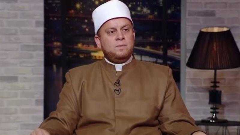 متصلة: أهلي أجبروني على الزواج وعندي اكتئاب.. وأزهري يرد