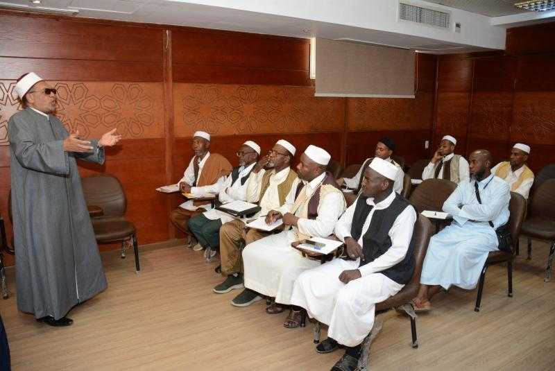 العواري لأئمة ليبيا: حماية المجتمعات من أفكار المتشددين واجب على علماء الأمة العدول