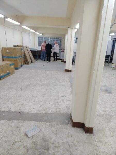 وصول معدات تشغيل مصنع للسجاد ومشغل بقرية الدوايرة بكفر الشيخ