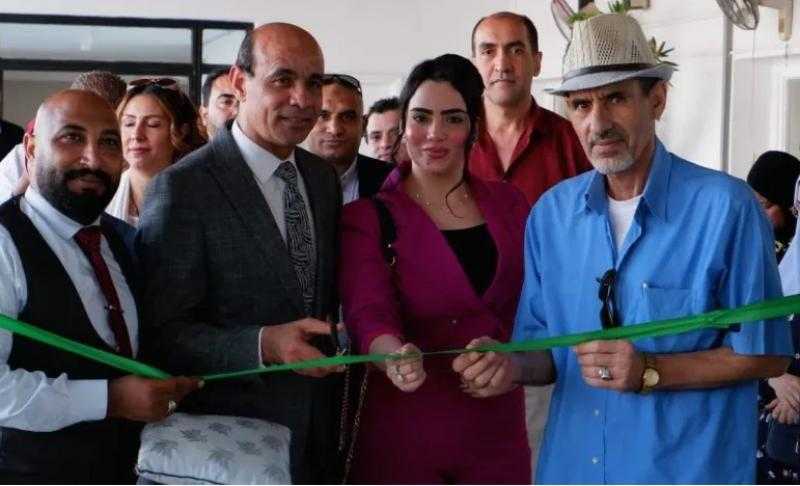 محمد موسى مشيدا بمعرض كوكب الألوان: حسيت إني عايش في العالم الافتراضي.. فيديو
