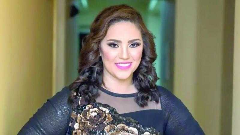 مي فاروق تنتهي من تسجيل أغنيتها الجديدة بتوقيع محمد رحيم