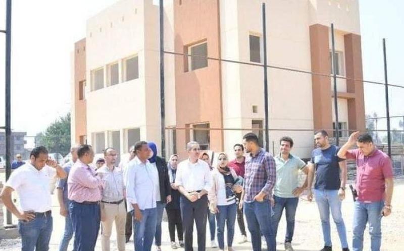 محافظ الغربية يتفقد مواقع العمل بمشروعات حياة كريمة في زفتى