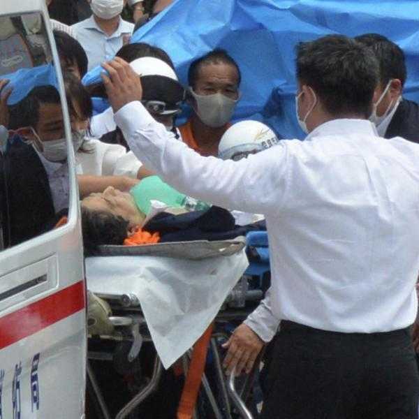 اليابان: العثور على غرض مشتبه به تم إرساله إلى المحكمة التي تشهد محاكمة قاتل آبي