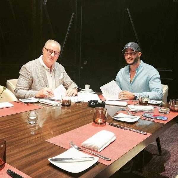 محمد رمضان يوقع عقد الجزء الثاني من ”جعفر العمدة”