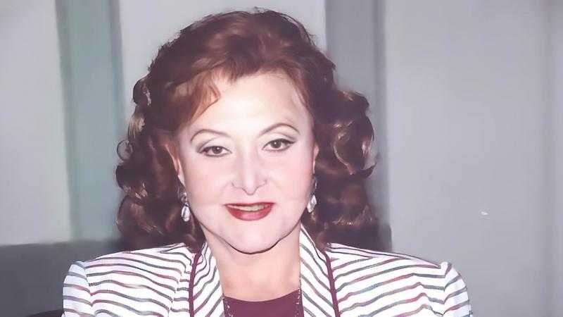 أول تعليق من ليلى طاهر بعد شائعات وفاتها