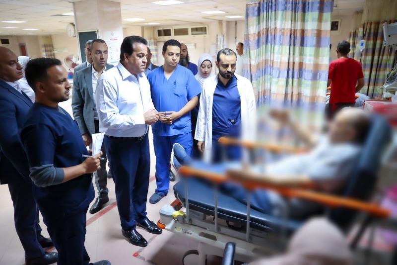 وزير الصحة يُجري زيارة مفاجئة لمستشفى وادي النطرون التخصصي بالبحيرة