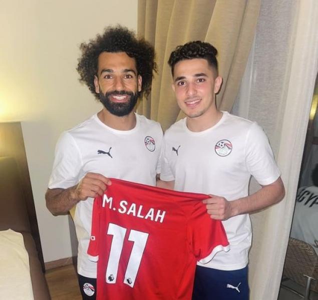 خط أحمر