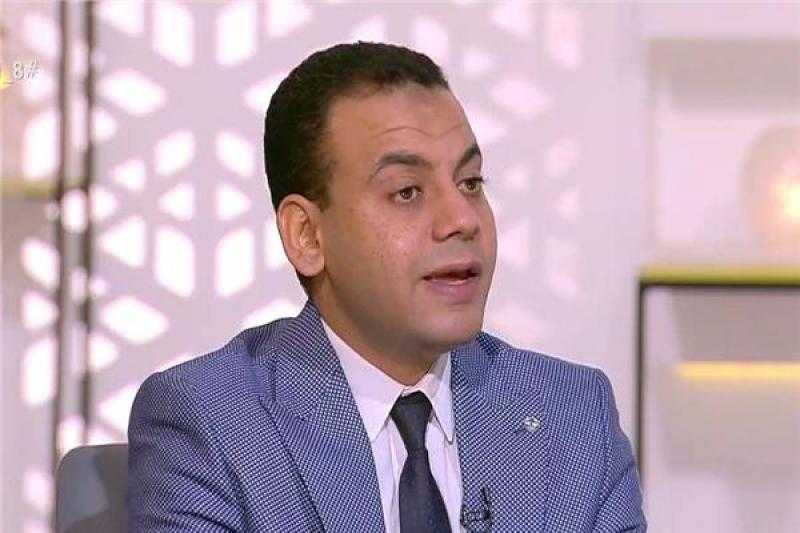 أستاذ اقتصاد دولي: تثبيت سعر الدولار أمن قومي.. وقيمته أقل من 31 جنيها
