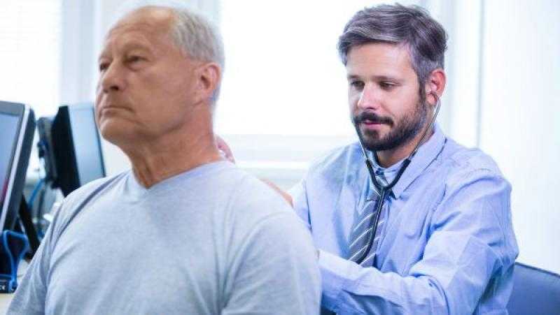 7 فحوصات هامة للرجال فوق سن الخمسين