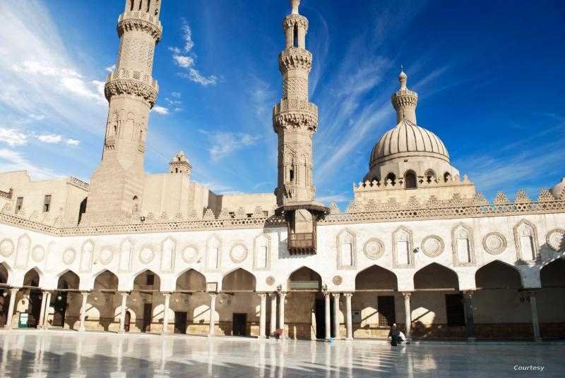 الأزهر يدين الهجوم الذي استهدف مدرسة ثانوية بأوغندا