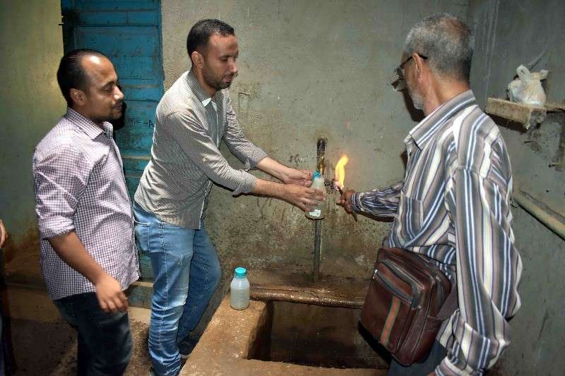خط أحمر