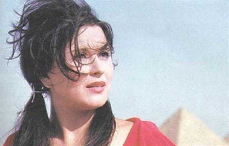 شقيقة سعاد حسني تفجر مفاجأة عن زواجها من العندليب.. ماذا قالت؟