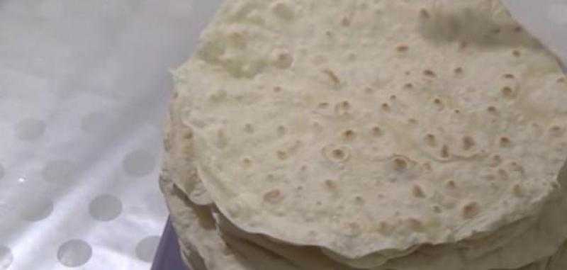 طريقة عمل الرقاق الناشف