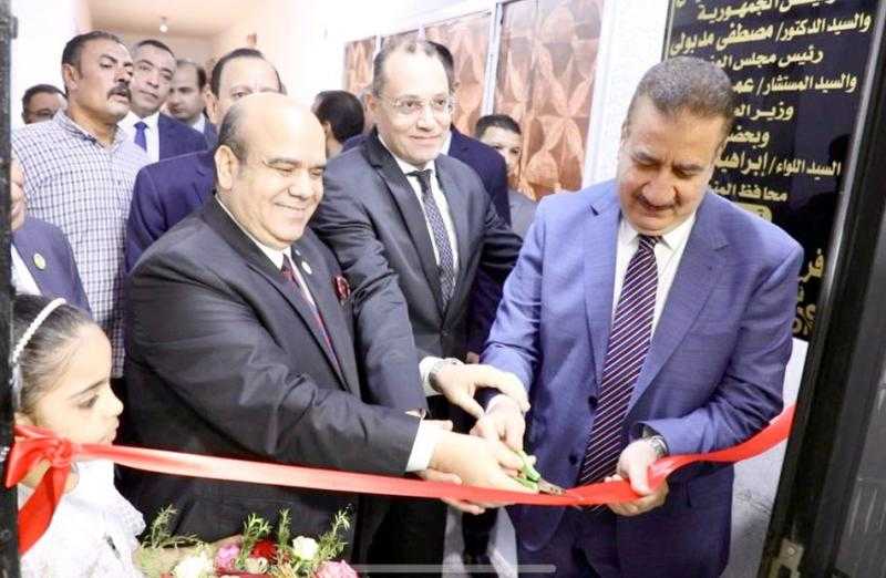 محافظ المنوفية يفتتح مقر فرع توثيق ضواحي شبين الكوم الجديد.. صور