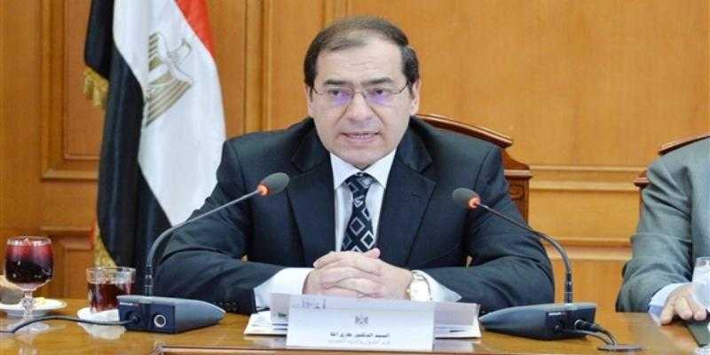 وزير البترول يبحث العروض والمشروعات الاستثمارية بالمنطقة الاقتصادية للمثلث الذهبي