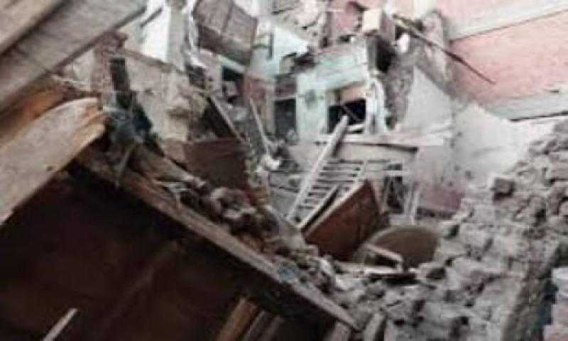 مصرع ربة منزل وإصابة 5 أخرين في انهيار منزل بقنا
