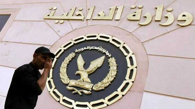 ضبط 6 قضايا فى مجال مكافحة جرائم الهجرة غير الشرعية خلال 24 ساعة