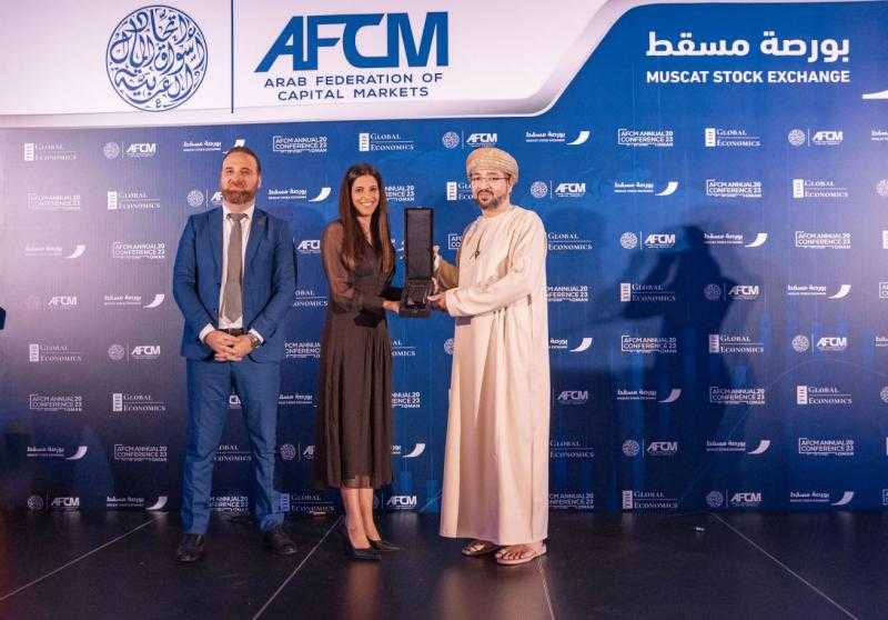 CIB يحصل على جائزة أفضل مؤسسة لتطبيق ممارسات الاستدامة البيئية والاجتماعية ومبادئ الحوكمة في مصر