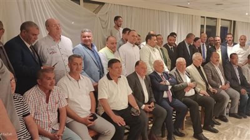 خط أحمر
