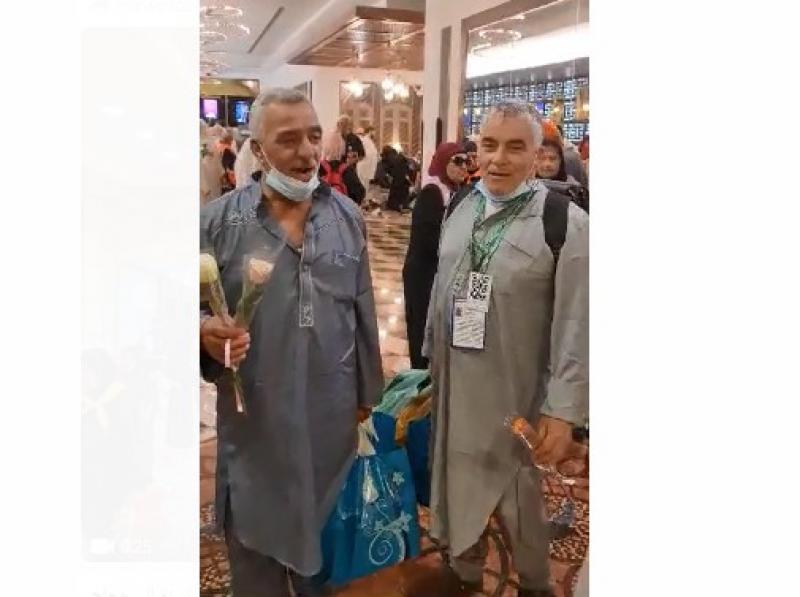 استقبال الحجاج بفنادق مكة المكرمة بالورود والقهوة السعودي والهدايا التذكارية | خاص