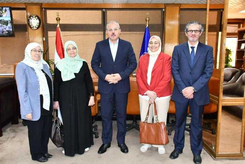 رئيس جامعة القناة يعلن موعد افتتاح العيادات الخارجية لكلية العلاج الطبيعي