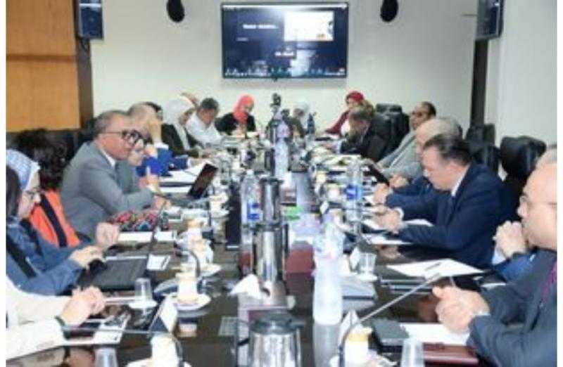 ”التخطيط القومي” يوصي بإطلاق مبادرة لطرح 500 ألف فدان في الصعيد لزراعة المحاصيل الاستراتيجية