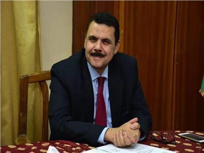 خط أحمر