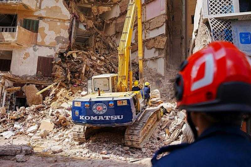 تجديد حبس مقاول ومالك الطابق الـ 14 بعقار الإسكندرية المنهار 15 يومًا على ذمة التحقيق