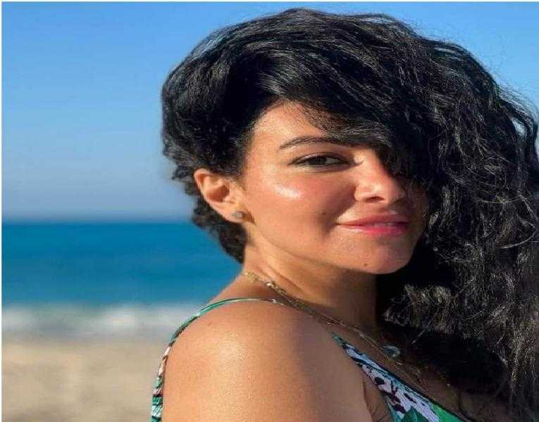 ميرهان حسين تخطف الأنظار بالأزرق في أحدث ظهور لها عبر إنستجرام|صور