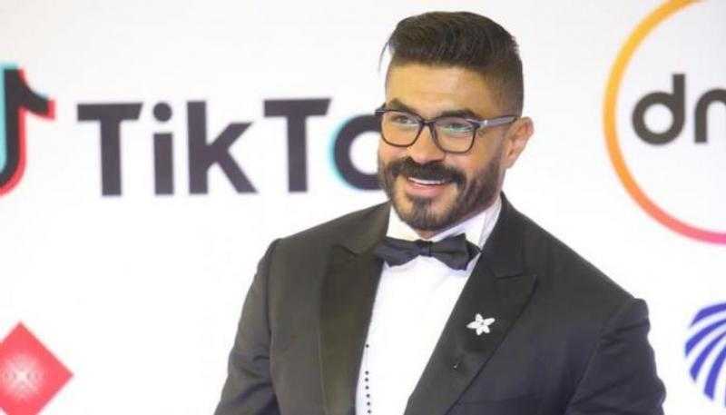خالد سليم عن ارتداء ساعة ألماس في افتتاح مهرجان القاهرة: وأما بنعمة ربك فحدث