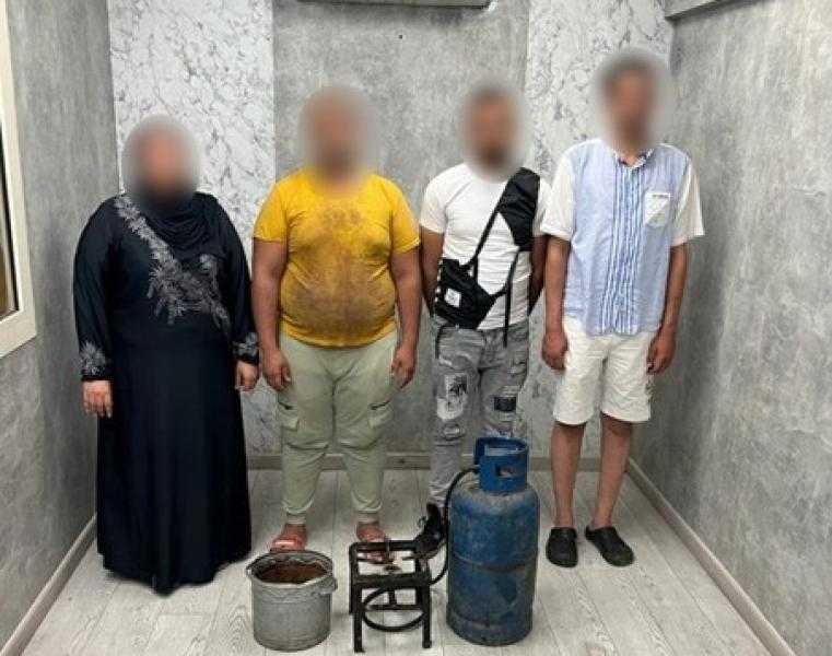ضبط 3 جزارين وسيدة مرتكبي واقعة تعليق اللحوم بـ ”عامود المونوريل”