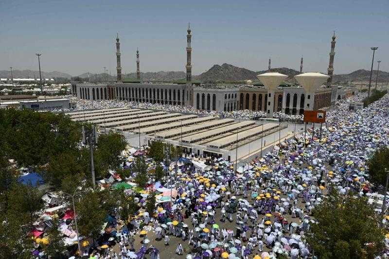وزير الصحة السعودي يعلن نجاح الخطط الصحية لموسم الحج وخلوه من أي تفشيات