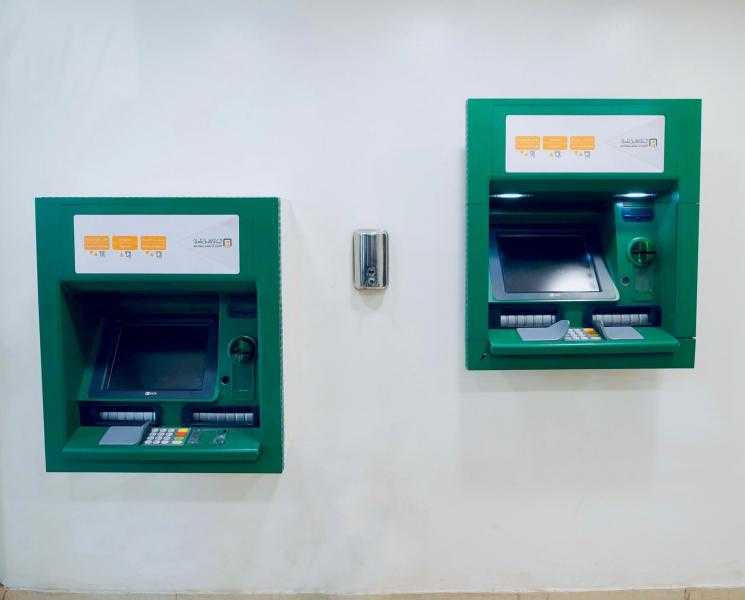 معدلات صرف غير مسبوقة من خلال ماكينات الصراف الآلي للبنك الأهلي خلال هذه الفترة