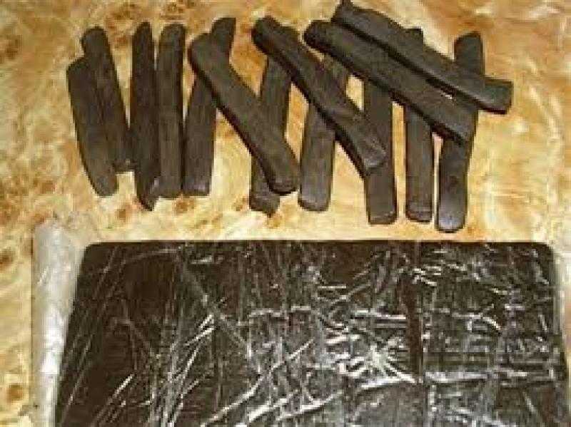 عصابة من 3 سيدات لترويج المخدرات في الساحل